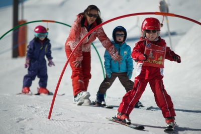 MD la-rosiere-OT-PPG-petit-ski-schools-children-2013-1471