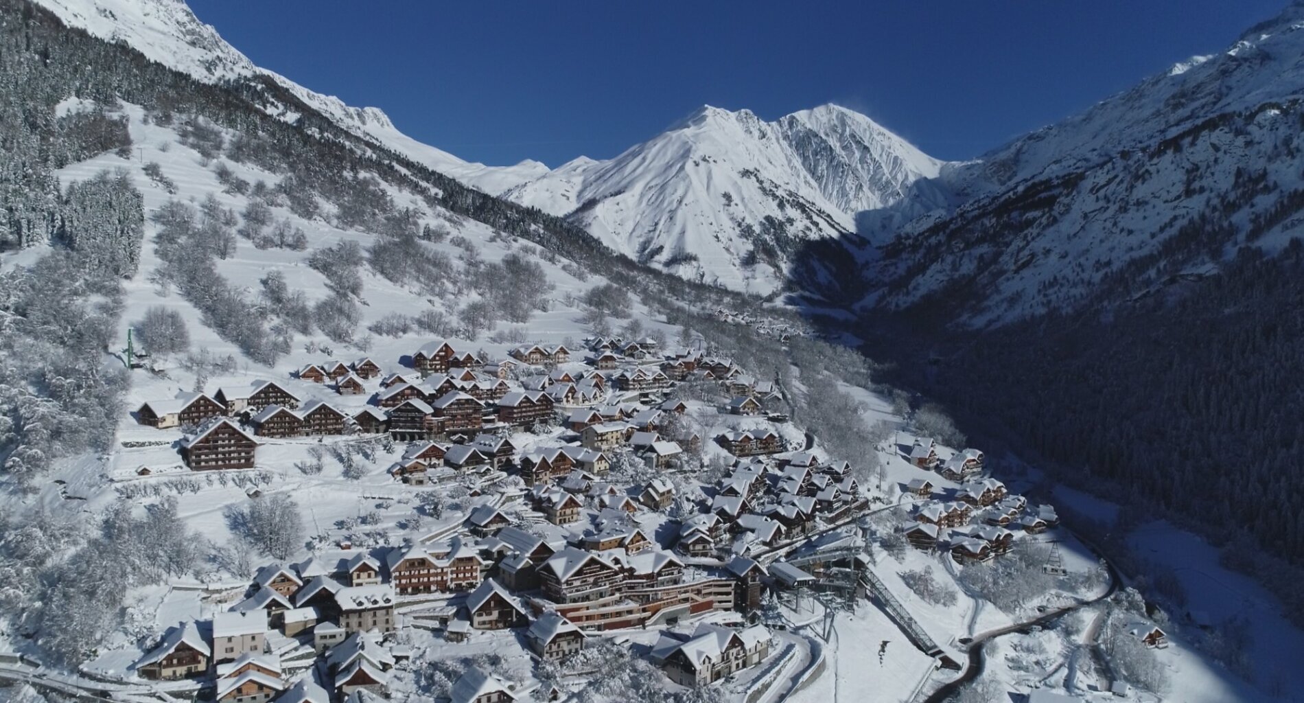 village-lionnel-gehin-decembre2021-vaujany-30